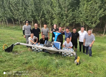 2019年，山东东营市黄河河务局采购一台德国坡厉斜坡割草机。