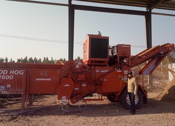 江苏美尚生态景观公司采购一台木霸克工业级粉碎机2600