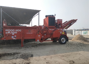 2019年，江苏恒诺园林建设有限公司采购一台木霸克工业级粉碎机2600。